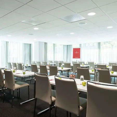 Nh Collection Centre Hotel