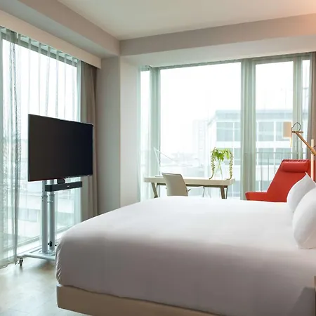 Hotel Nh Collection Centre 5*