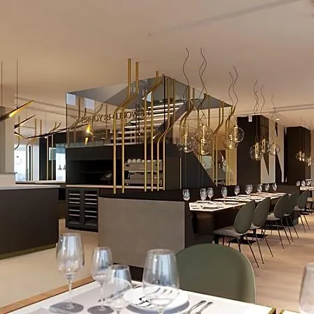 Nh Collection Centre Hotel 5*