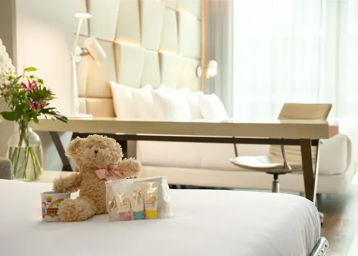 Otel Nh Collection Centre 5*