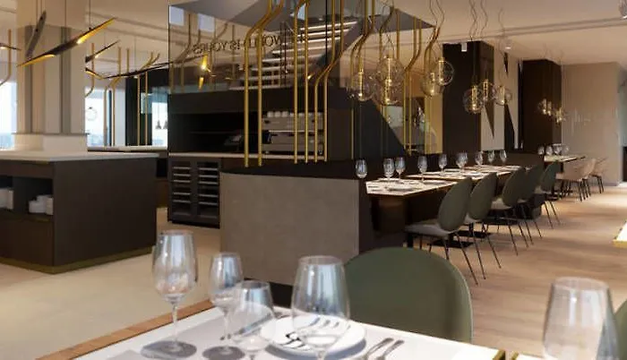 Nh Collection Centre Hotel 5*