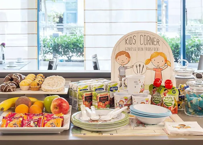 Отель Nh Collection Centre 5*